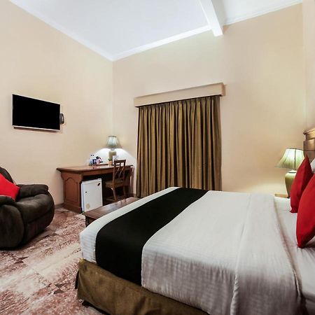 Capital O 10953 Dayal Lodge - A Boutique Hotel Agra  Luaran gambar