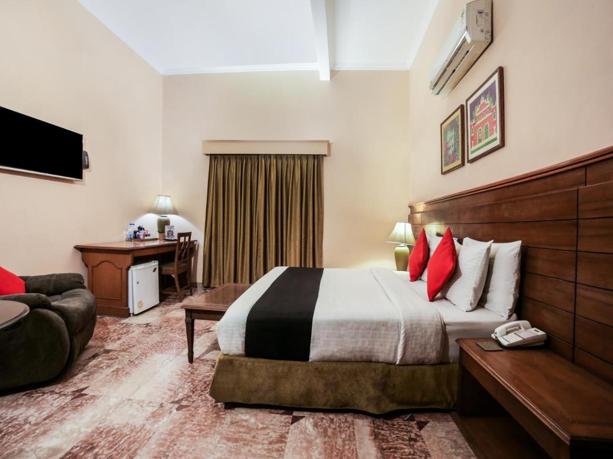 Capital O 10953 Dayal Lodge - A Boutique Hotel Agra  Luaran gambar